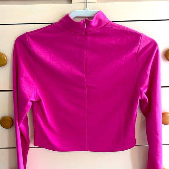 Women’s Crop Top - Picture 2 of 3